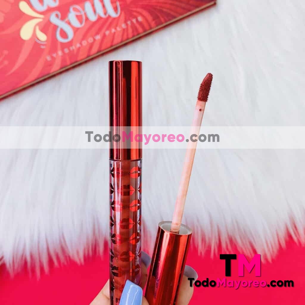 Labial Edicion Red Kylie Lip Gloss Tono 09 Kylie Proveedor Maquillaje Mayoreo M3518