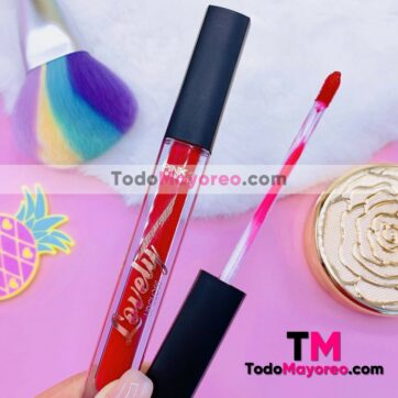 Labial Lovely Lip Gloss Tono 04 Pink 21  Proveedores por Mayoreo M3975