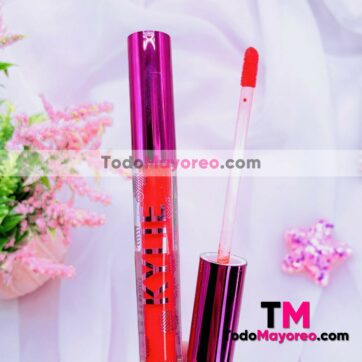 Lip Gloss Tono Boss Kylie Sweet Taste  Proveedores por Mayoreo M4999