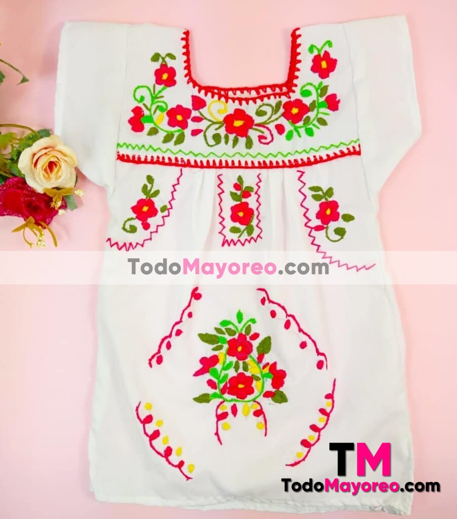 rj00403 Vestido blanco bordado a mano para niña artesanal mexicano hecho en  Chiapas mayoreo fabrica 