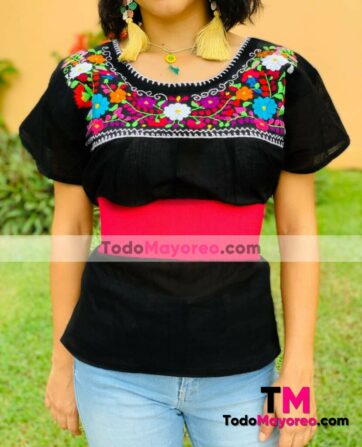 rj00756 Blusa artesanal mexicano de manta color negro bordada a mano para mujer hecho en Chiapas mayoreo fabrica