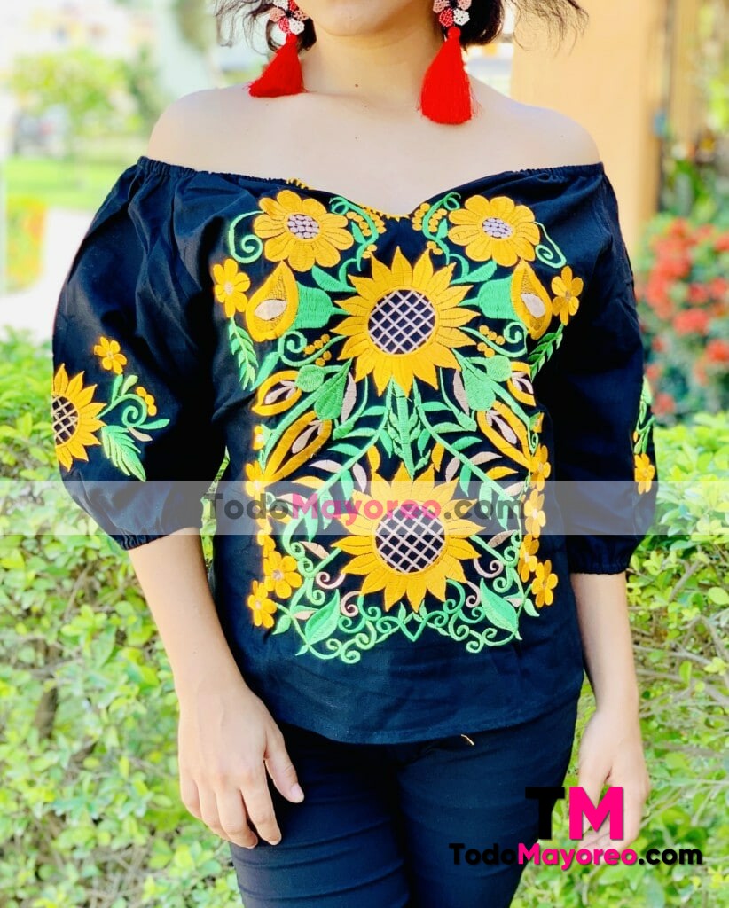 rj00806 Blusa artesanal mexicano de manta color negro diseño de girasoles para mujer hecho en Chiapas mayoreo fabrica