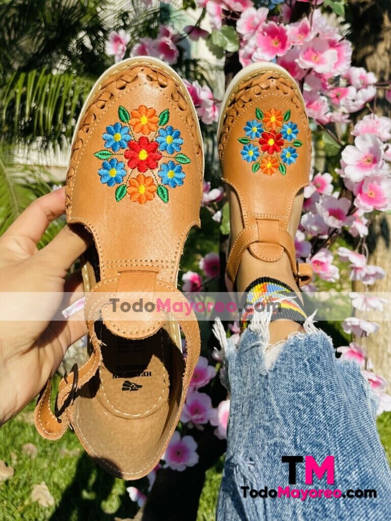 zj-01026- Huaraches artesanales mexicanos de piso para mujer tan mayoreo fabrica