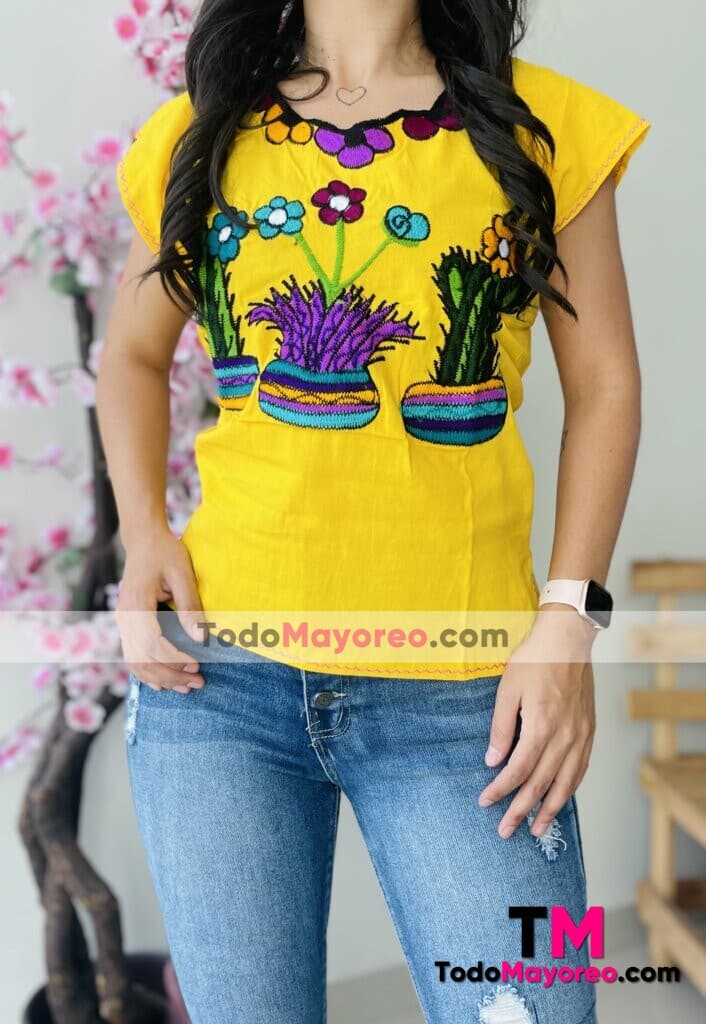 rj00202 Blusa artesanal de manta con bordado de cactus hecho a mano color amarillo fabricantes por mayoreo